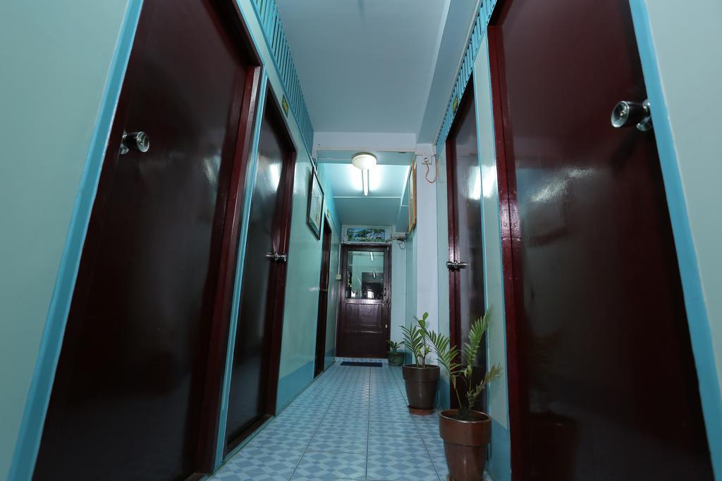 Chan Myae Thar Guest House Yangon Exterior photo